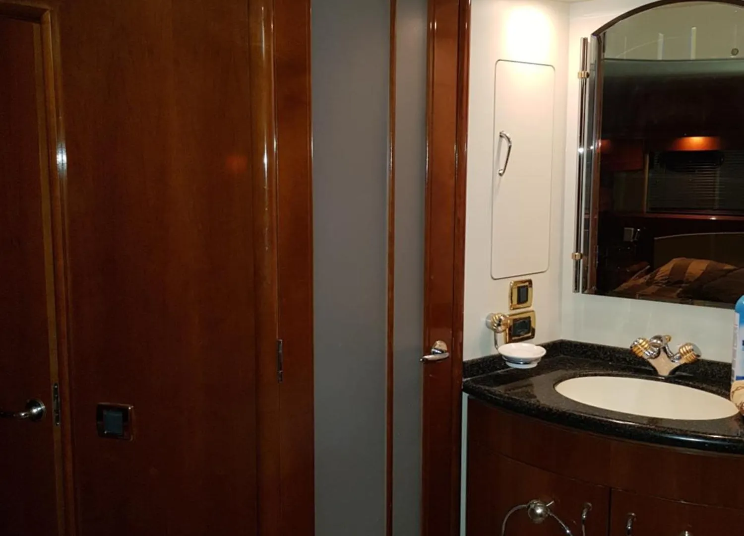 Botel Top Luxury Exclusive Fully Air Conditioned 3Bdr Yacht Eilat