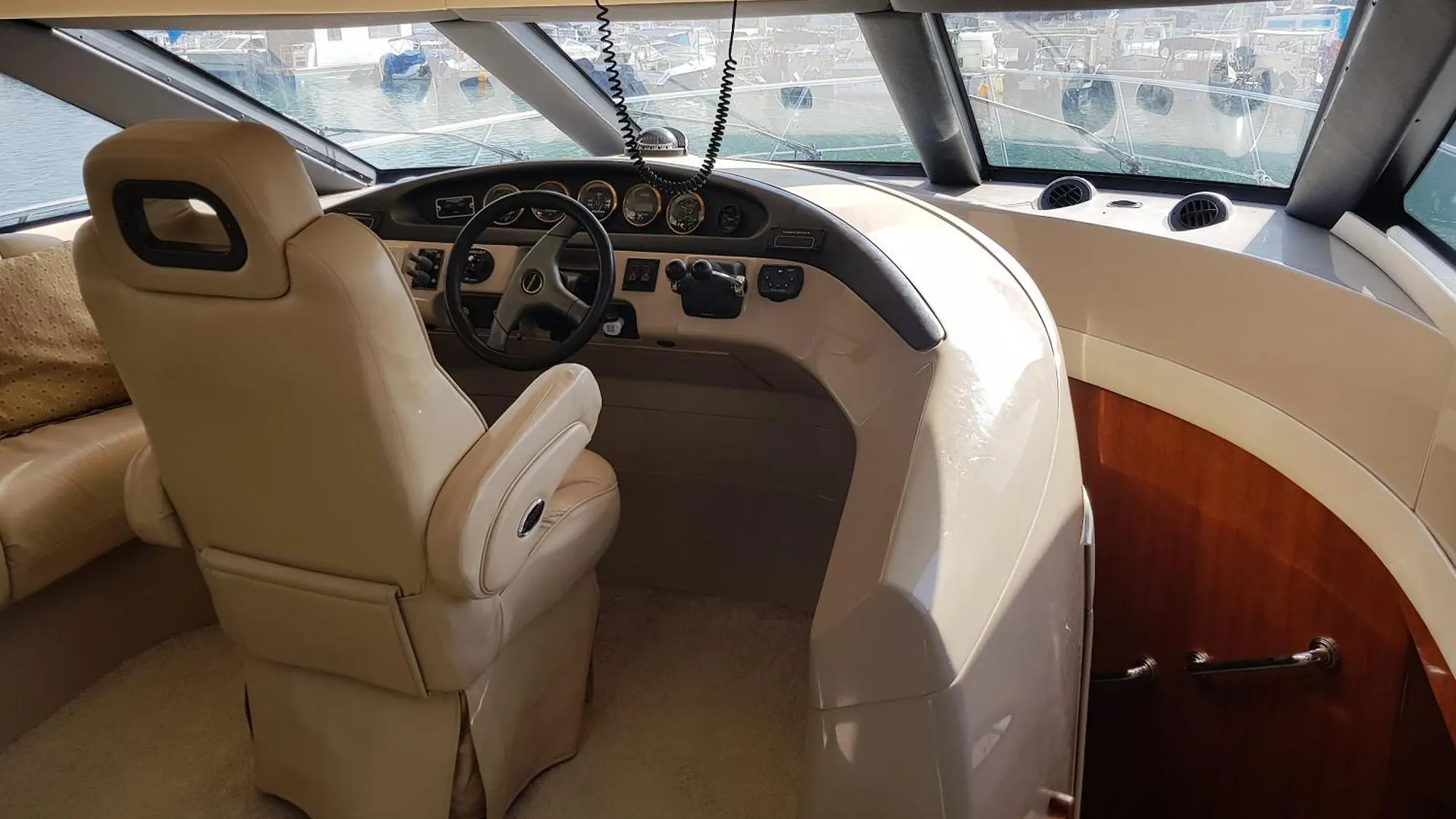Top Luxury Exclusive Fully Air Conditioned 3Bdr Yacht Eilat