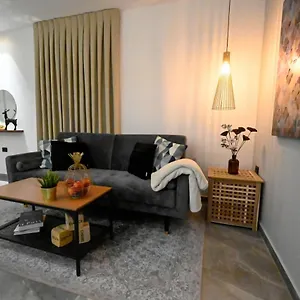 בית נופש Luxury Queen Mountian, אילת