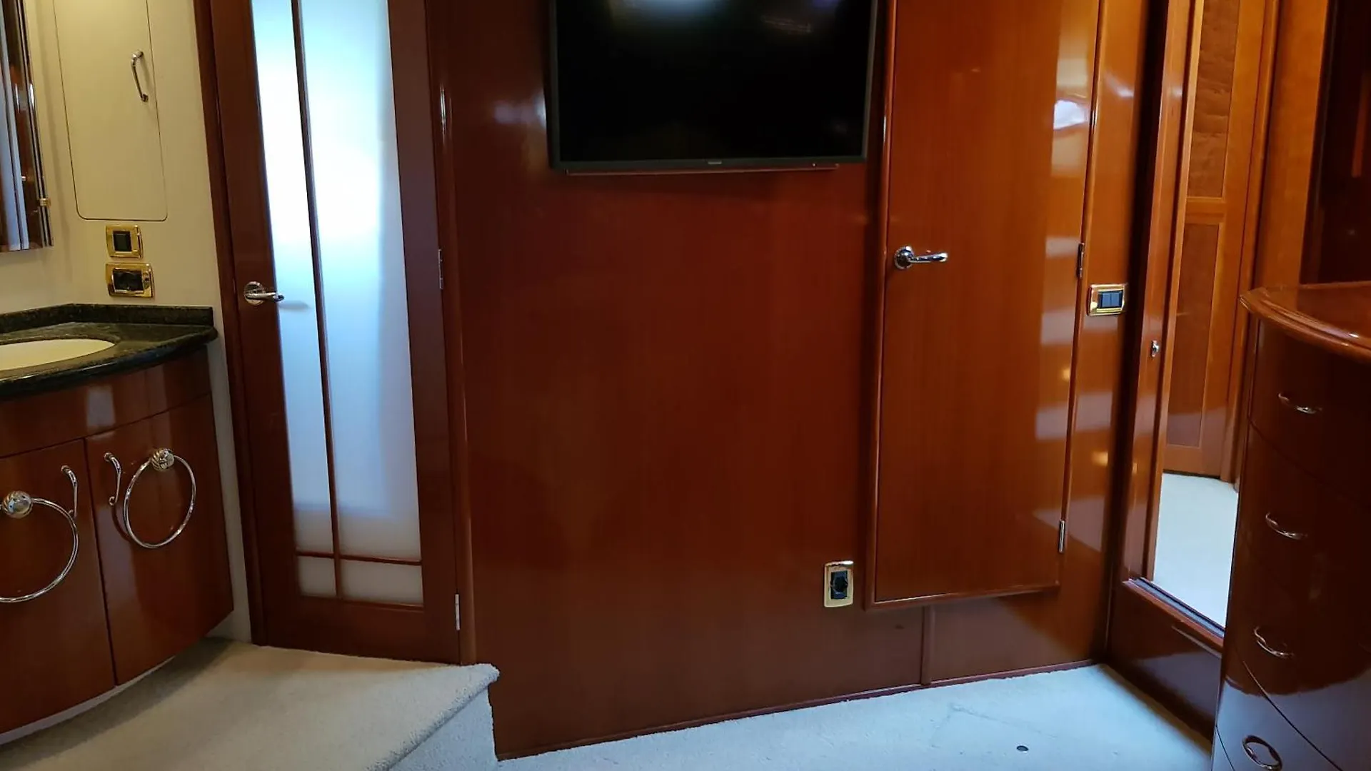 Botel Top Luxury Exclusive Fully Air Conditioned 3Bdr Yacht Eilat